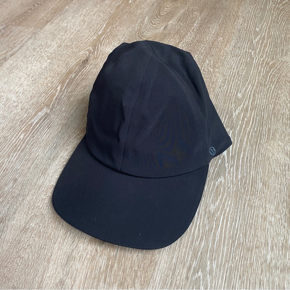 Lululemon Running Hat